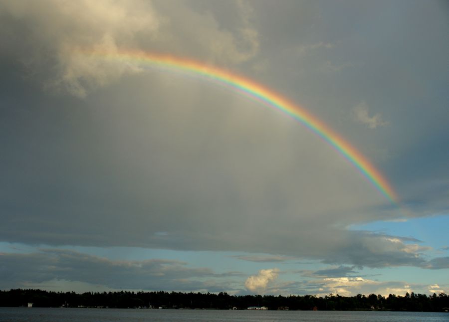 (034 15035) Rainbows, Friends and Miracles - Sturgeon Lake, Bobcaygeon, ON
